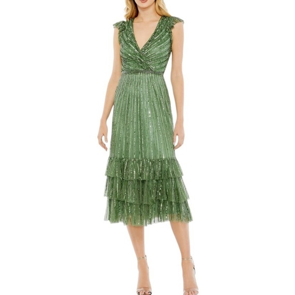 Mac Duggal Sequined Wrap Over Cap Sleeve Ruffle Hem Dress Sage Size 6 NEW - Picture 4 of 15
